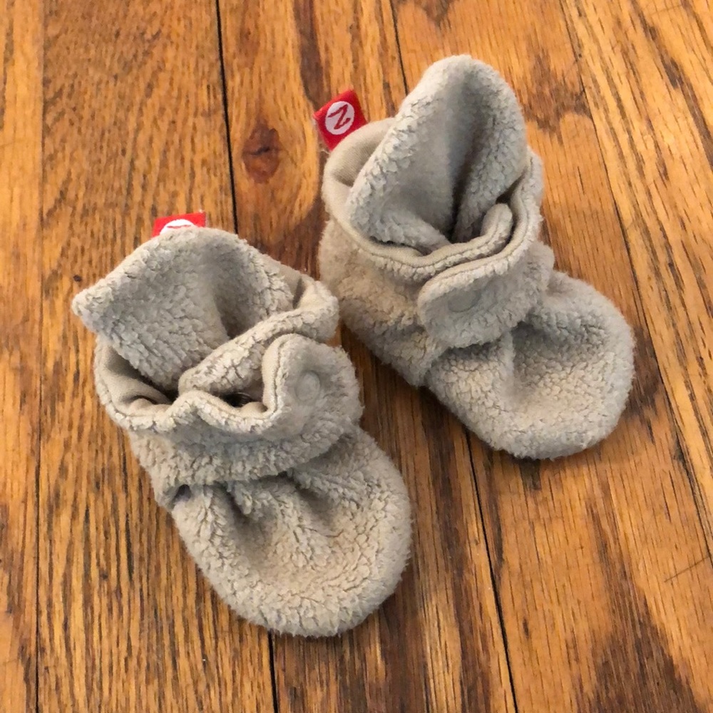 Zutano baby booties